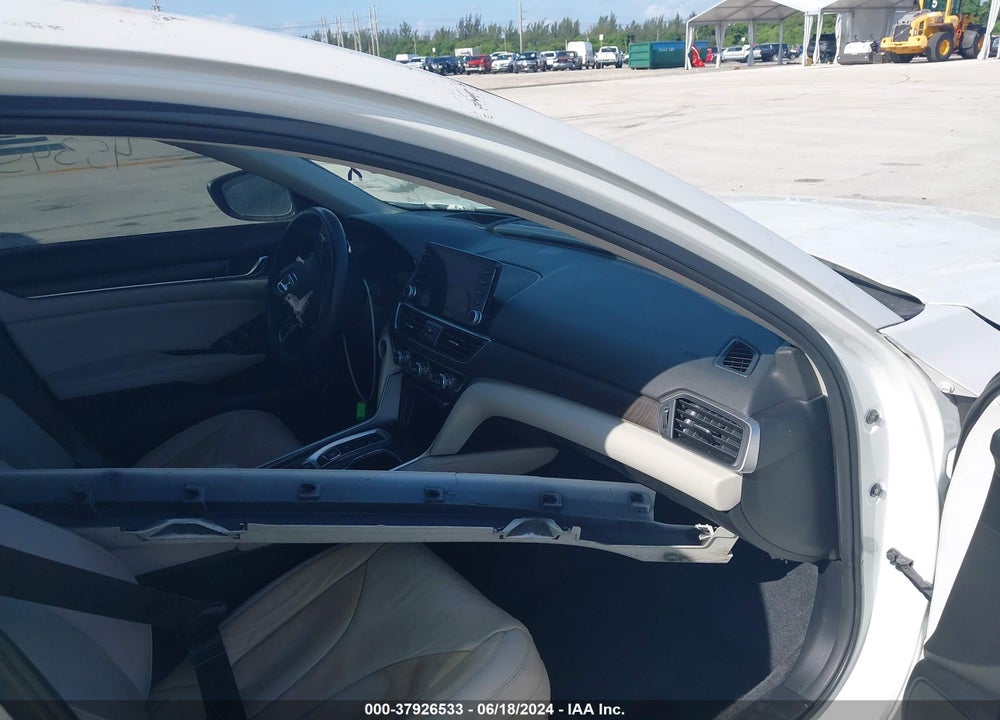 2022 HONDA ACCORD HYBRID TOURING VIN: 1HGCV3F99NA007392