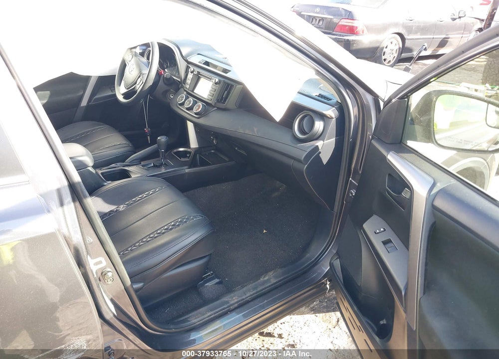 2017 TOYOTA RAV4 VIN: JTMZFREV9HJ719512