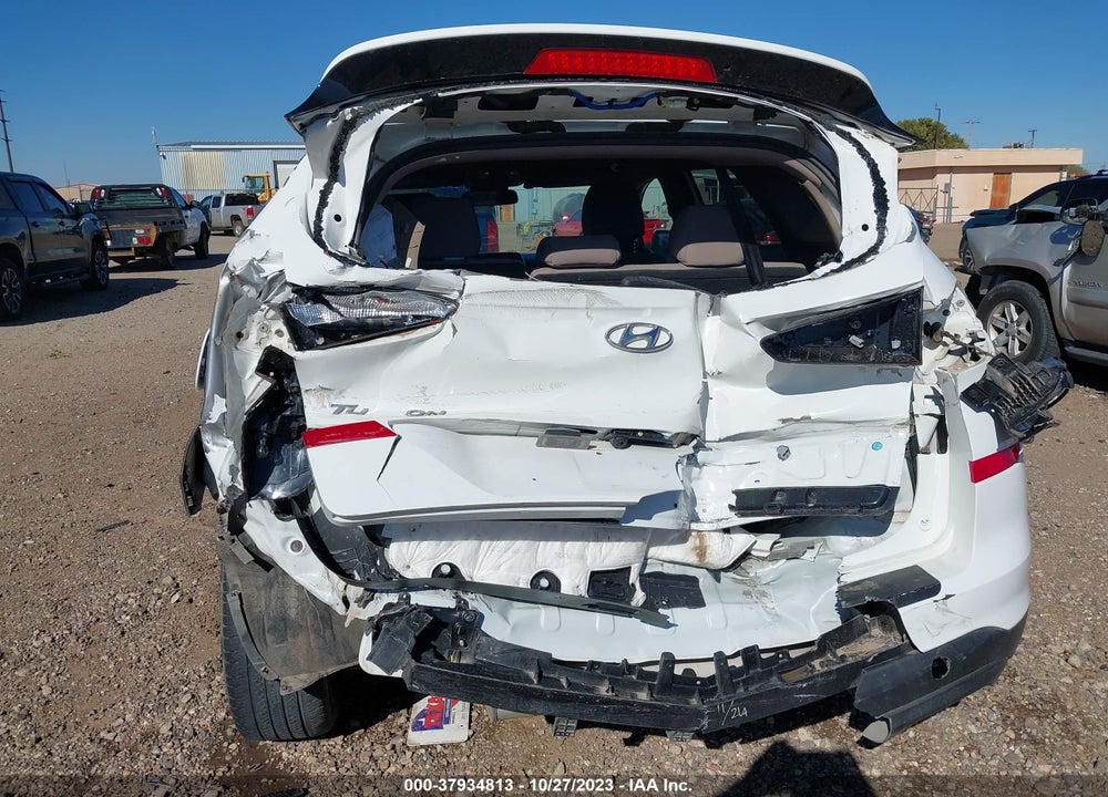 2020 HYUNDAI TUCSON SE VIN: KM8J23A40LU183538