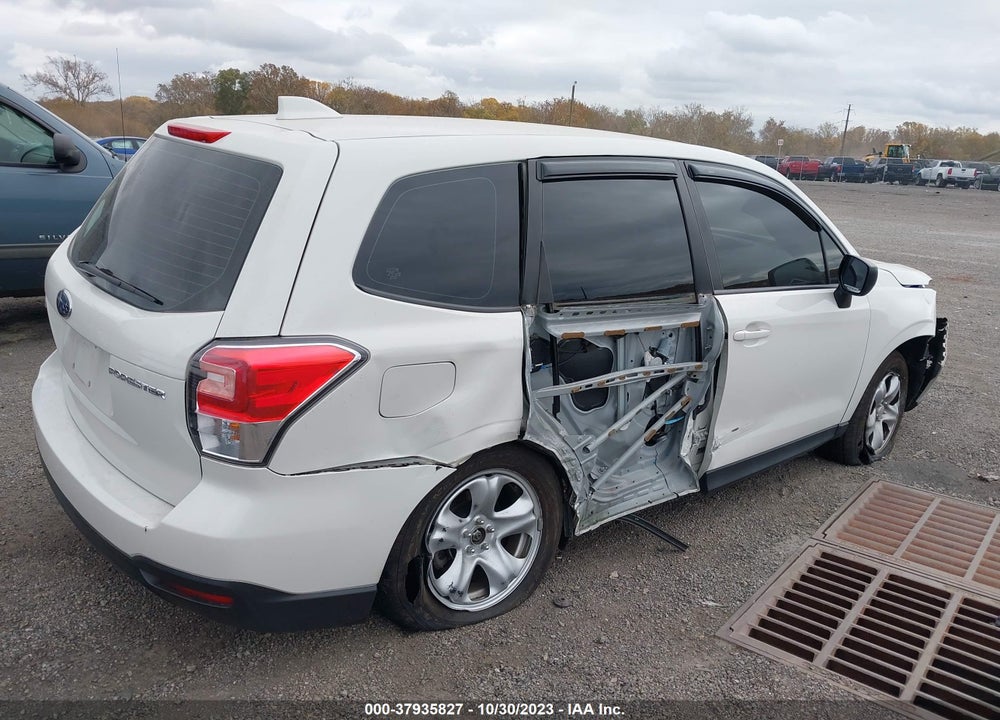 2018 SUBARU FORESTER 2.5I VIN: JF2SJAAC0JG580087