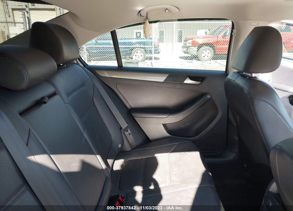 2017 VOLKSWAGEN JETTA 1.4T SE VIN: 3VWDB7AJXHM235541