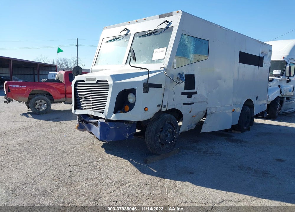 2018 FREIGHTLINER CHASSIS M LINE WALK-IN VAN VIN: 4UZAC2EA3JCJP9140