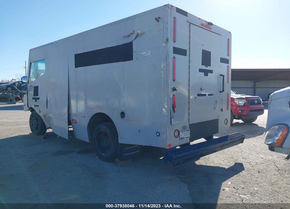 2018 FREIGHTLINER CHASSIS M LINE WALK-IN VAN VIN: 4UZAC2EA3JCJP9140