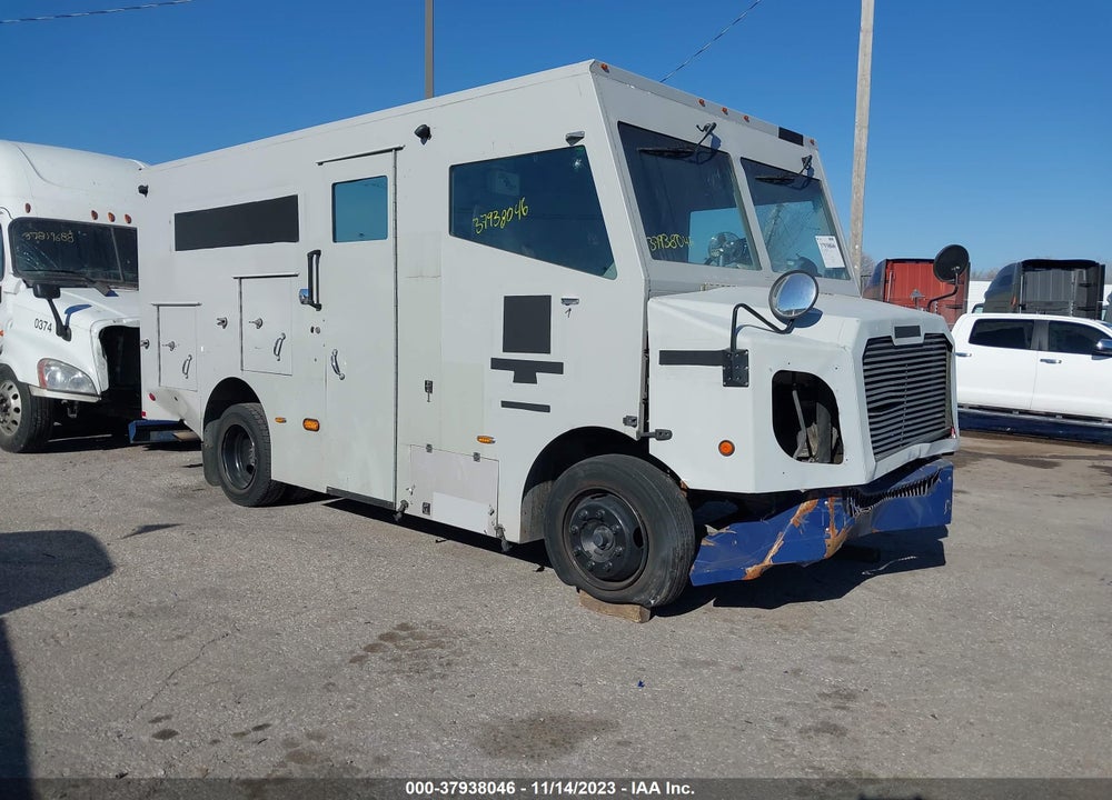 2018 FREIGHTLINER CHASSIS M LINE WALK-IN VAN VIN: 4UZAC2EA3JCJP9140