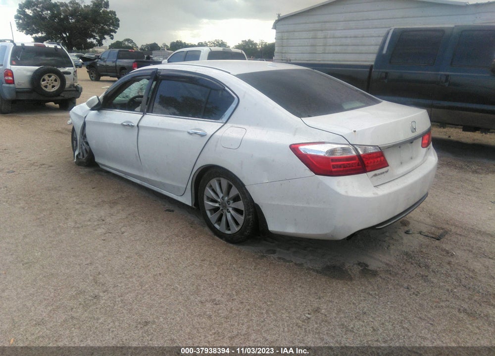 2015 HONDA ACCORD EX-L V-6 VIN: 1HGCR3F89FA037554