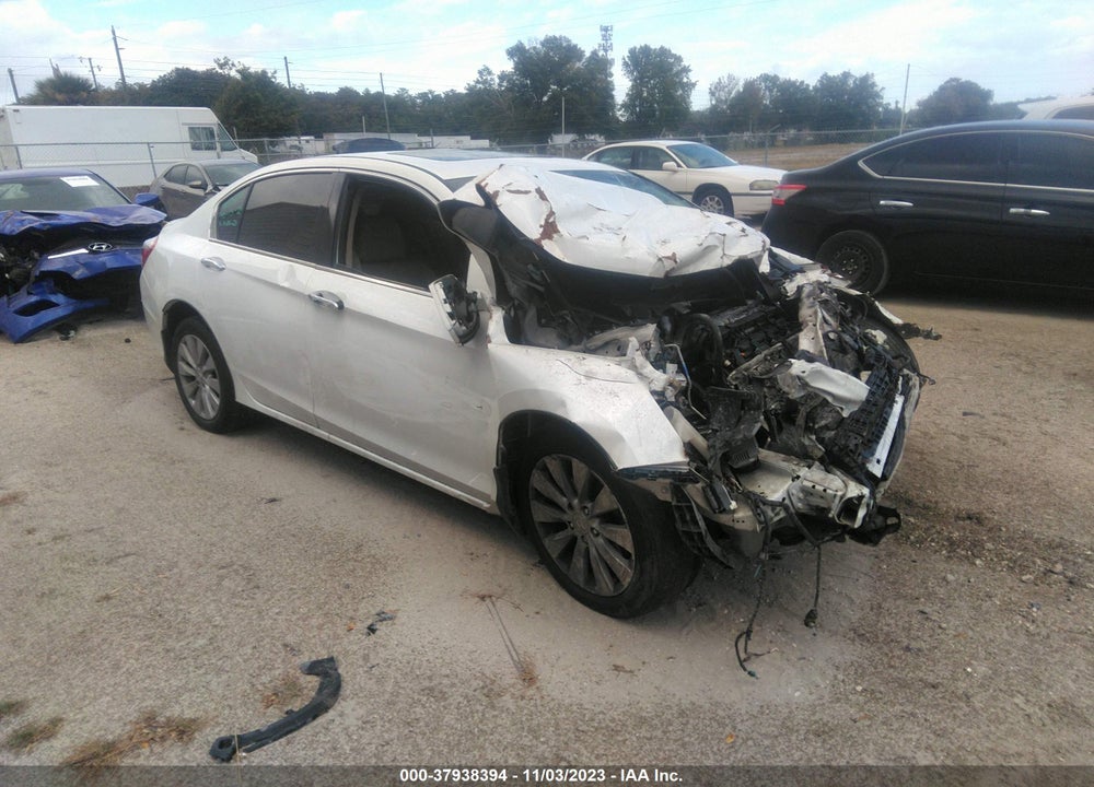 2015 HONDA ACCORD EX-L V-6 VIN: 1HGCR3F89FA037554