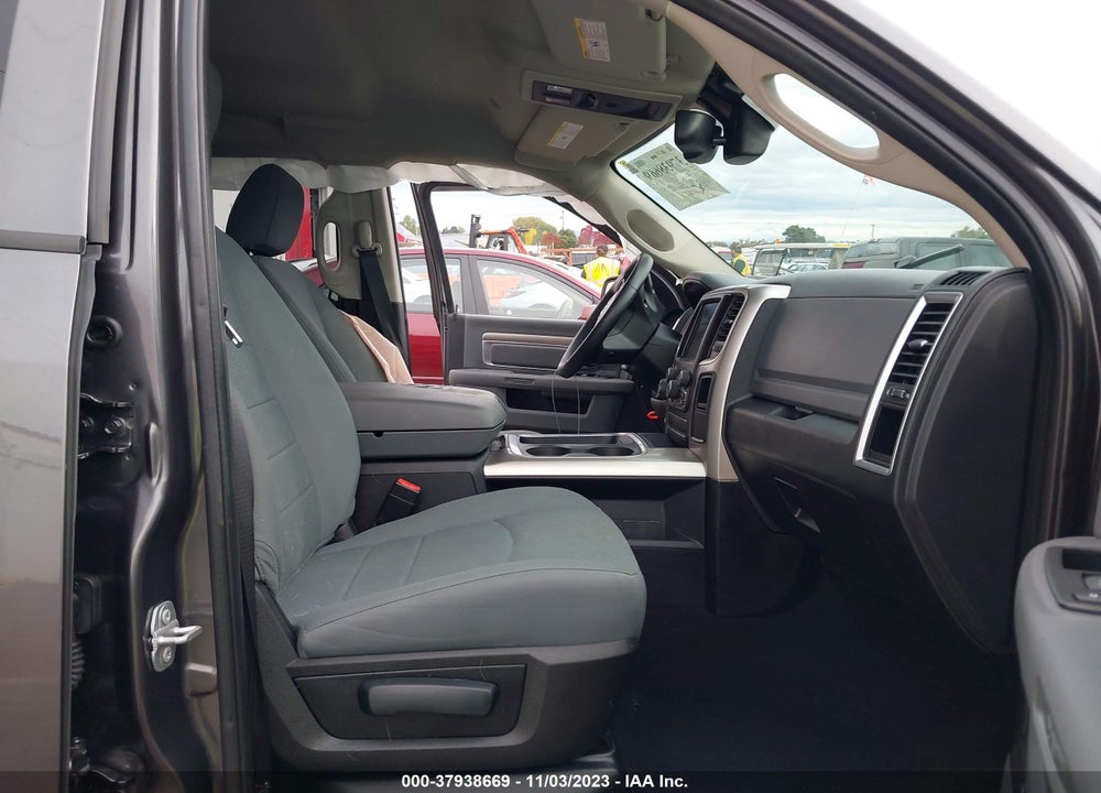 2017 RAM 1500 SLT VIN: 1C6RR7GG6HS540727