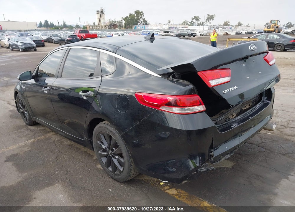 2016 KIA OPTIMA LX VIN: 5XXGT4L38GG008987