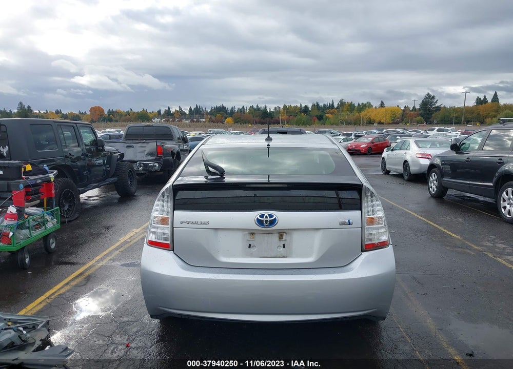 2011 TOYOTA PRIUS THREE VIN: JTDKN3DU7B5334556
