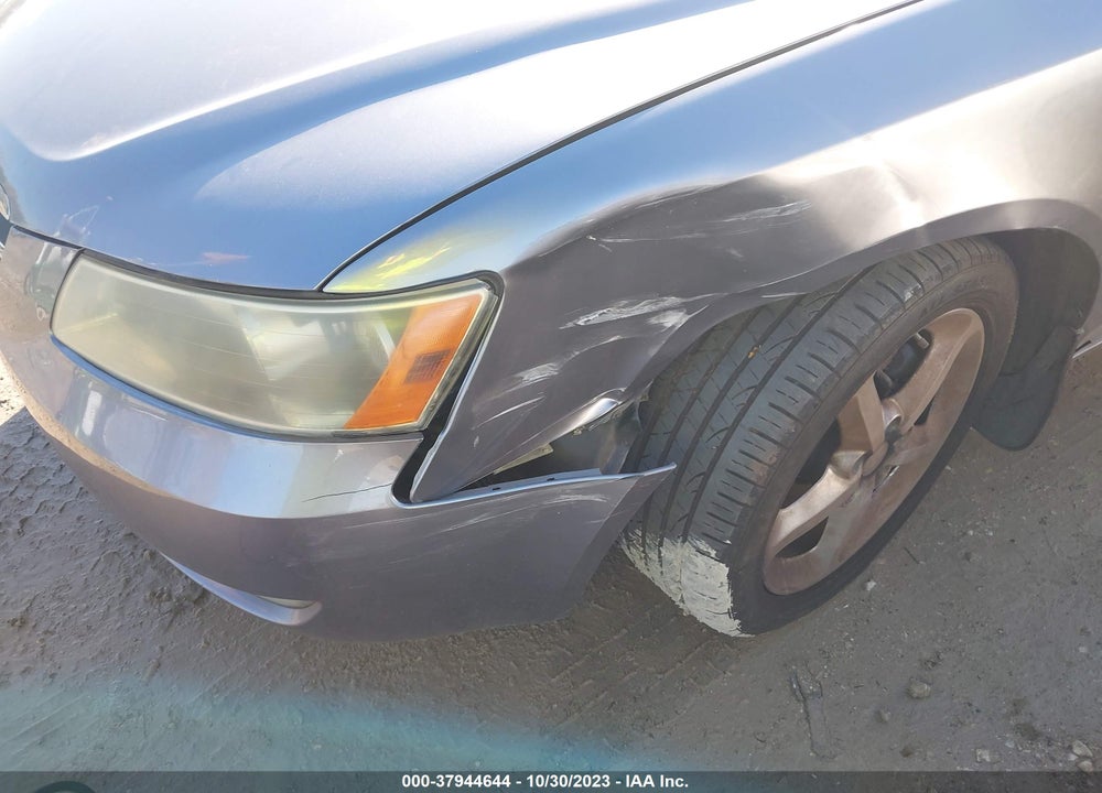 2008 HYUNDAI SONATA LIMITED/SE VIN: 5NPEU46C68H402283