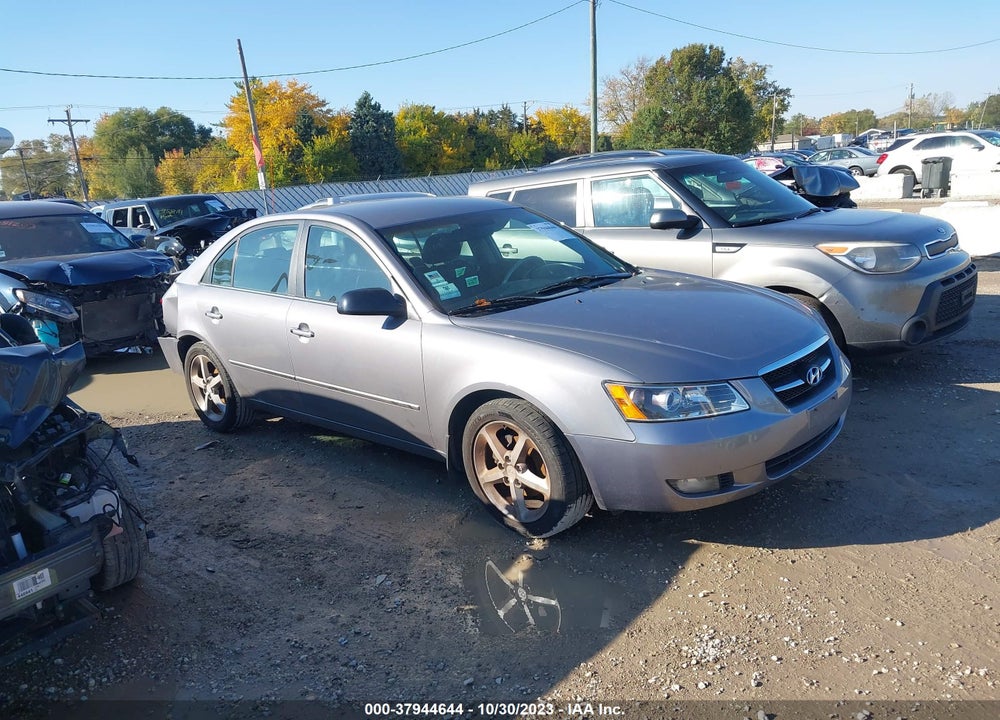 2008 HYUNDAI SONATA LIMITED/SE VIN: 5NPEU46C68H402283