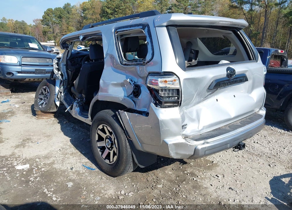 2021 TOYOTA 4RUNNER TRD OFF ROAD PREMIUM VIN: JTERU5JR8M5938340