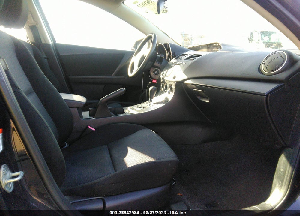 2011 MAZDA 3 I SPORT VIN: JM1BL1UF7B1395344