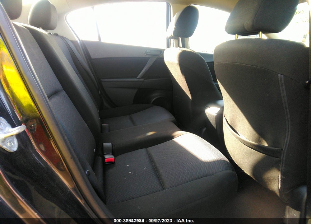 2011 MAZDA 3 I SPORT VIN: JM1BL1UF7B1395344