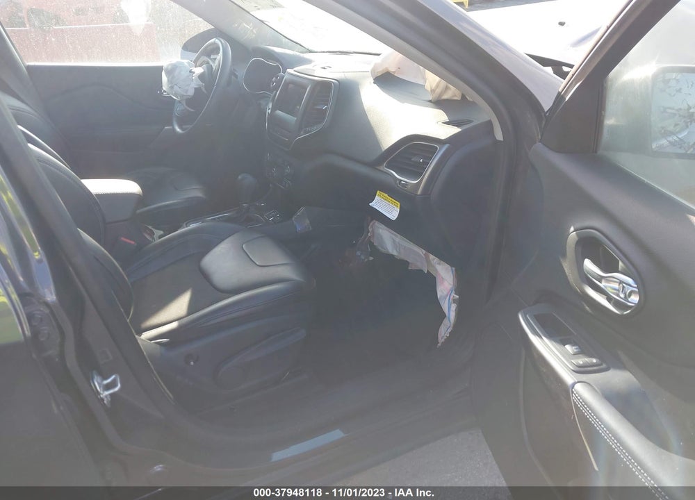 2019 JEEP CHEROKEE VIN: 1C4PJMLXXKD245802