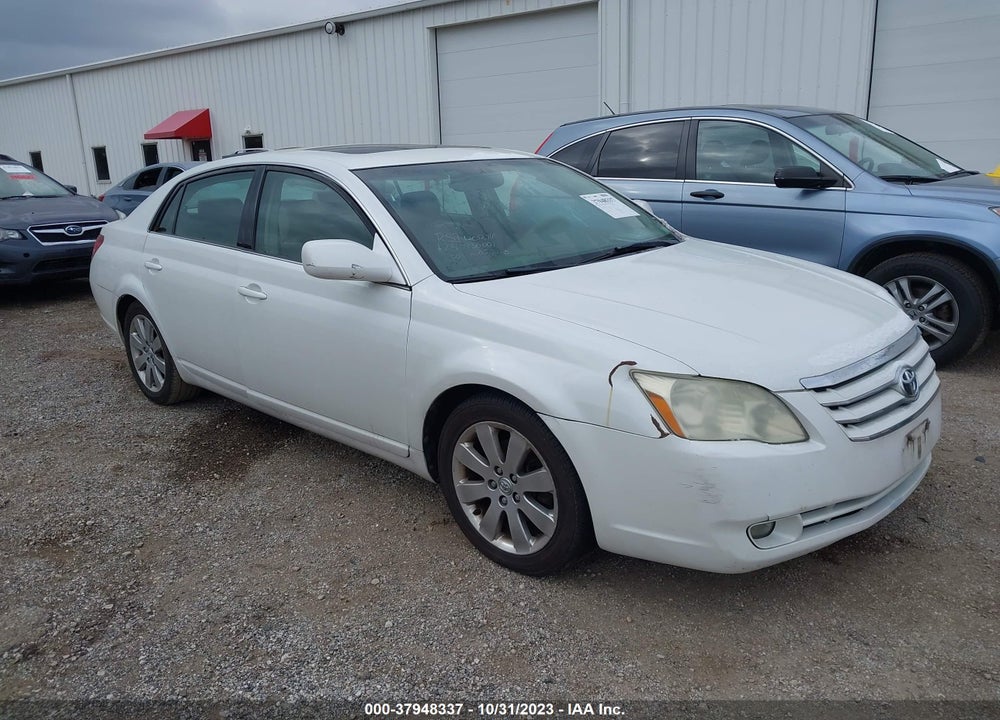 2005 TOYOTA AVALON XLS VIN: 4T1BK36B85U015550