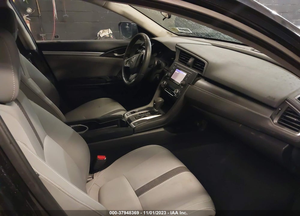 2017 HONDA CIVIC VIN: 19XFC2F52HE202101