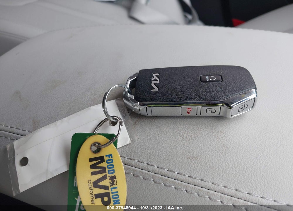 2023 KIA SORENTO S VIN: 5XYRL4LC0PG217919