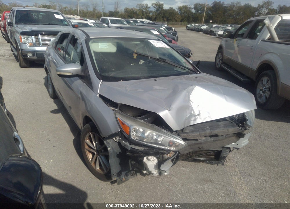 2017 FORD FOCUS SE VIN: 1FADP3F20HL253889