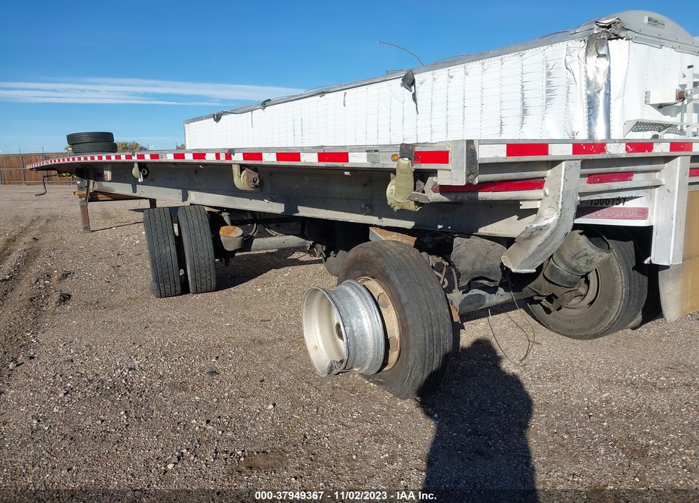 2015 FONTAINE TRAILER CO --- VIN: 13N148203F1571873
