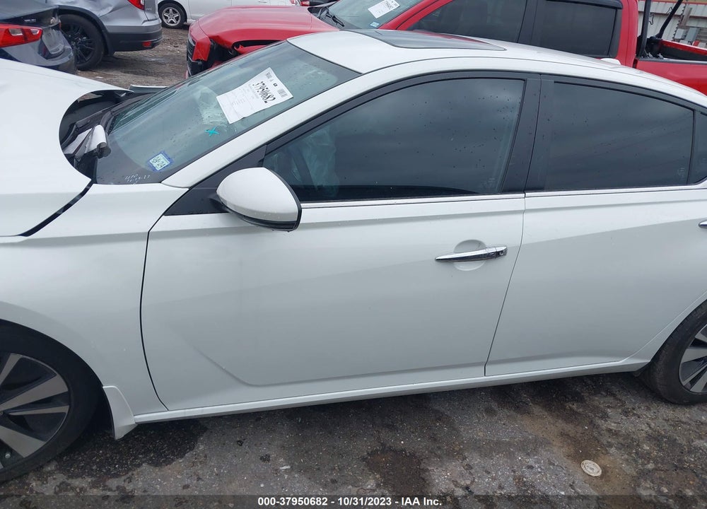 2022 NISSAN ALTIMA SV FWD VIN: 1N4BL4DV4NN365374