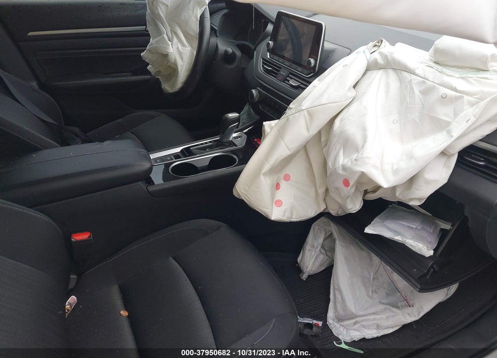 2022 NISSAN ALTIMA SV FWD VIN: 1N4BL4DV4NN365374