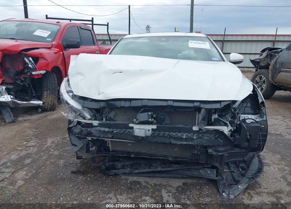2022 NISSAN ALTIMA SV FWD VIN: 1N4BL4DV4NN365374