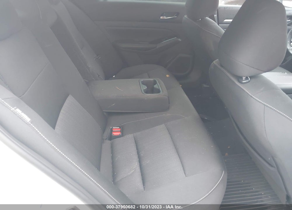 2022 NISSAN ALTIMA SV FWD VIN: 1N4BL4DV4NN365374