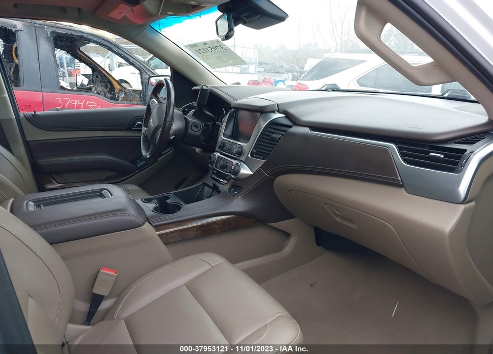 2019 CHEVROLET TAHOE LT VIN: 1GNSKBKC4KR153847
