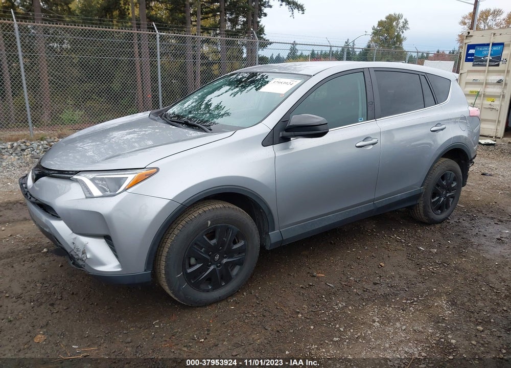 2018 TOYOTA RAV4 LE VIN: 2T3BFREV7JW776610