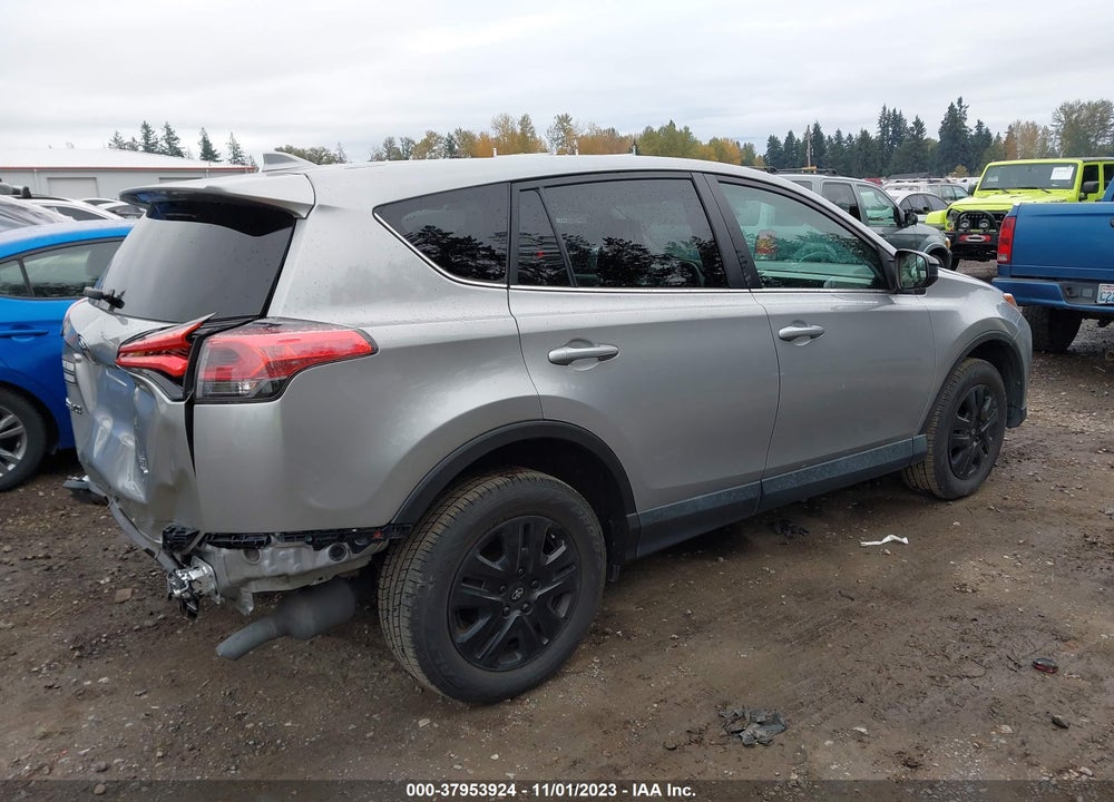 2018 TOYOTA RAV4 LE VIN: 2T3BFREV7JW776610
