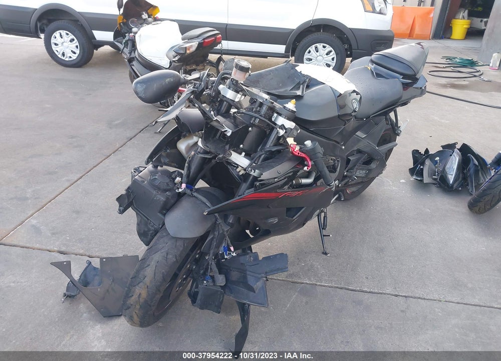 2015 YAMAHA YZFR6 C VIN: JYARJ16YXFA009150