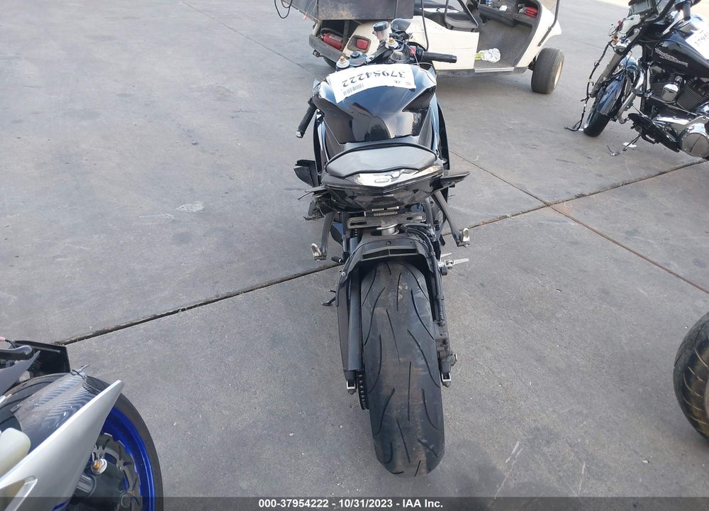 2015 YAMAHA YZFR6 C VIN: JYARJ16YXFA009150