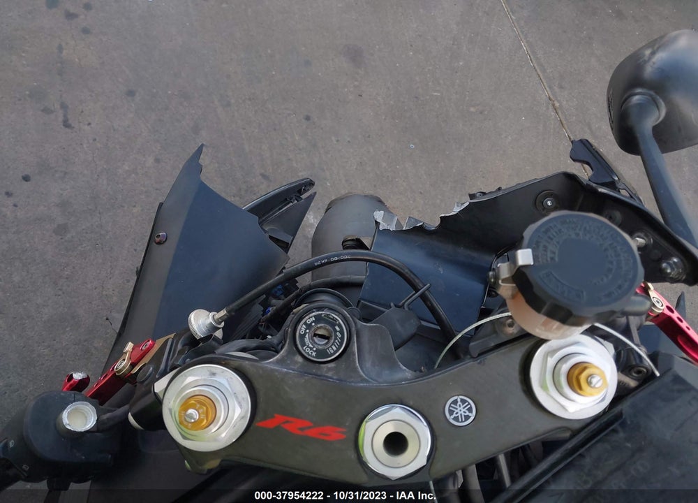 2015 YAMAHA YZFR6 C VIN: JYARJ16YXFA009150