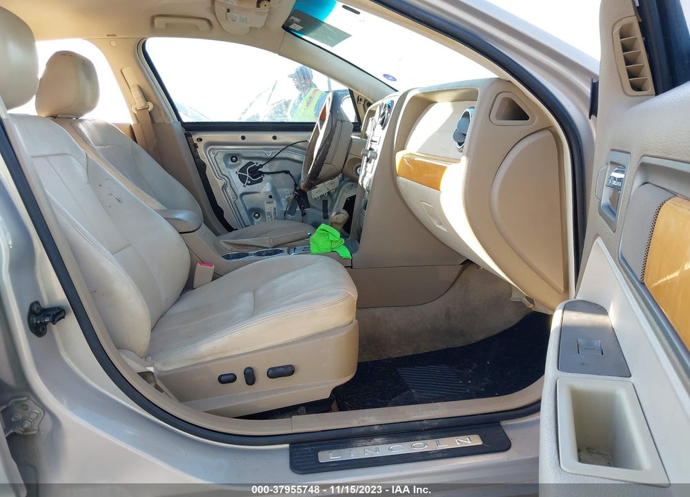 2009 LINCOLN MKZ VIN: 3LNHM26T49R611923