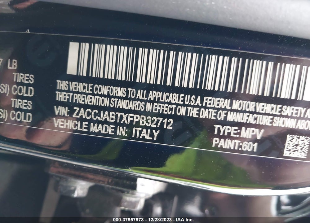 2015 JEEP RENEGADE LATITUDE VIN: ZACCJABTXFPB32712