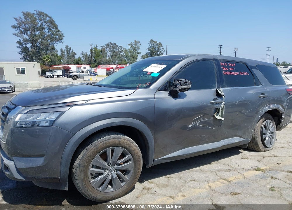 2022 NISSAN PATHFINDER S VIN: 5N1DR3AA2NC203876