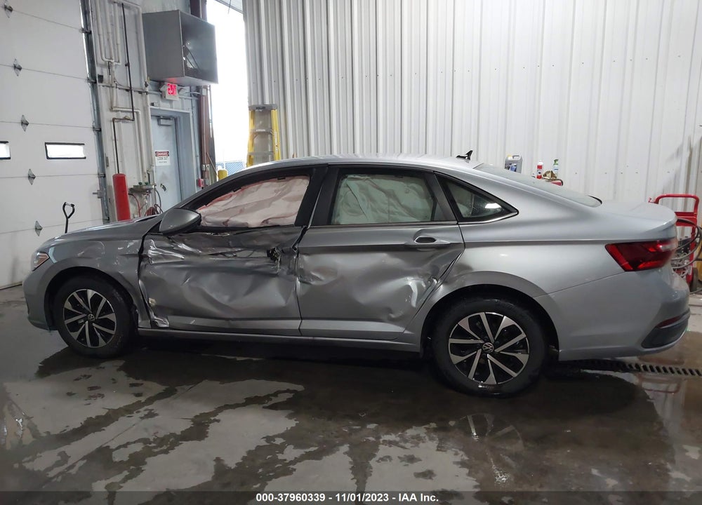 2024 VOLKSWAGEN JETTA VIN: 3VW5M7BU4RM010489