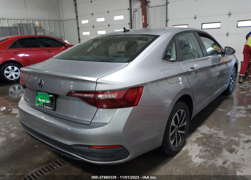 2024 VOLKSWAGEN JETTA VIN: 3VW5M7BU4RM010489