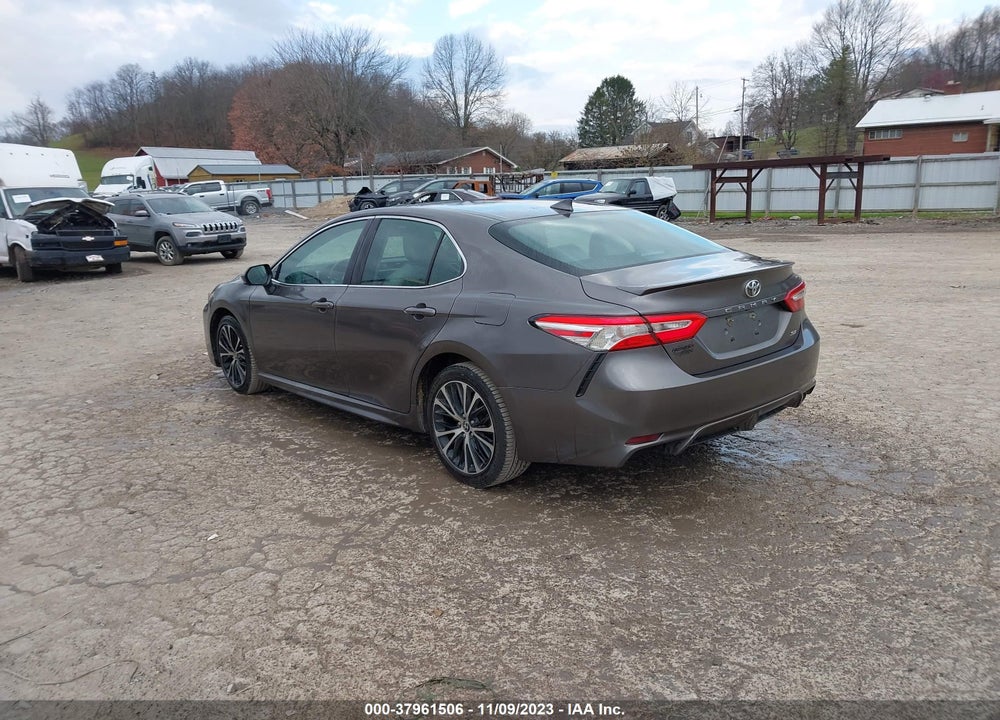2020 TOYOTA CAMRY SE VIN: 4T1G11AK2LU964657