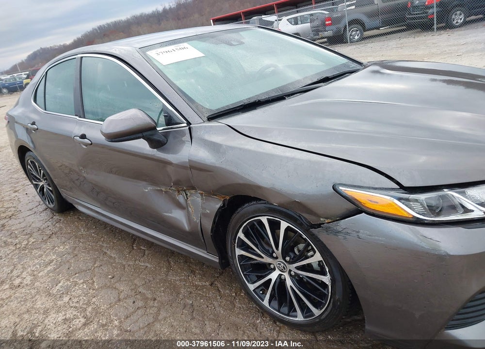 2020 TOYOTA CAMRY SE VIN: 4T1G11AK2LU964657
