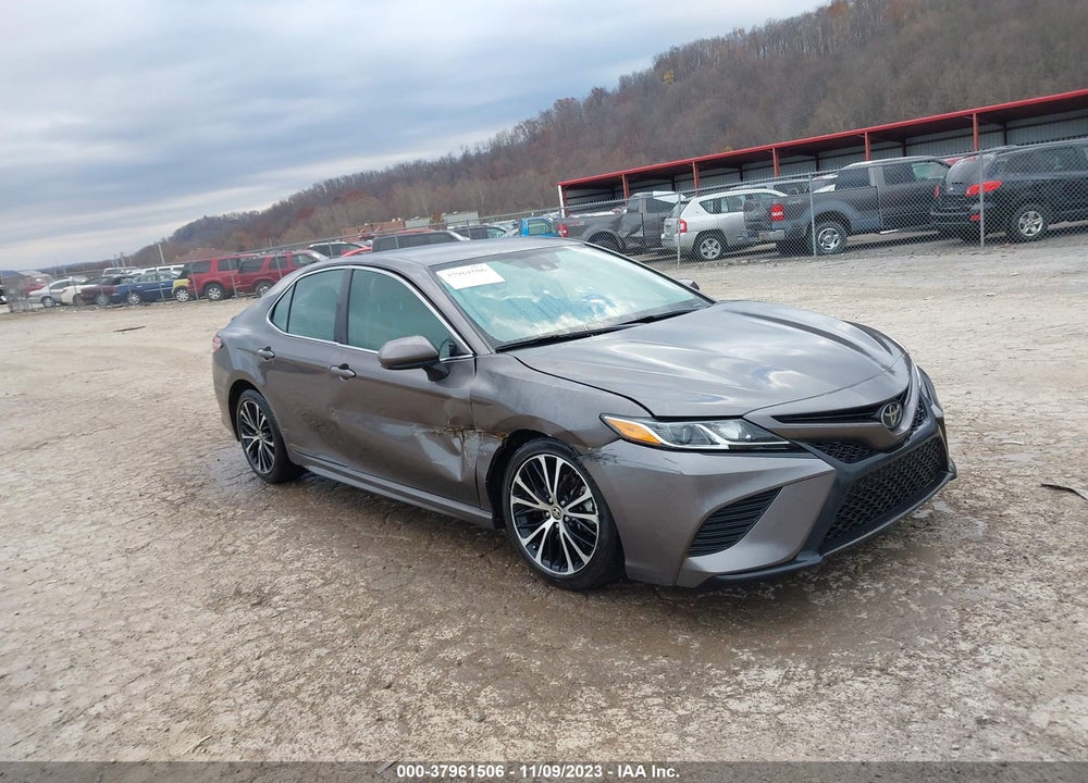 2020 TOYOTA CAMRY SE VIN: 4T1G11AK2LU964657