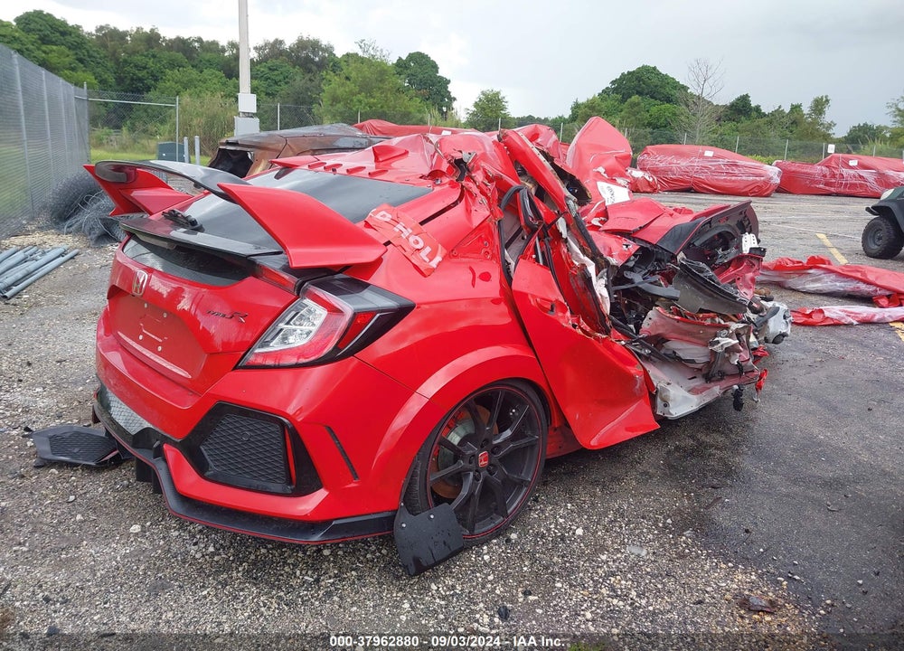2018 HONDA CIVIC TYPE-R TOURING VIN: SHHFK8G79JU204111
