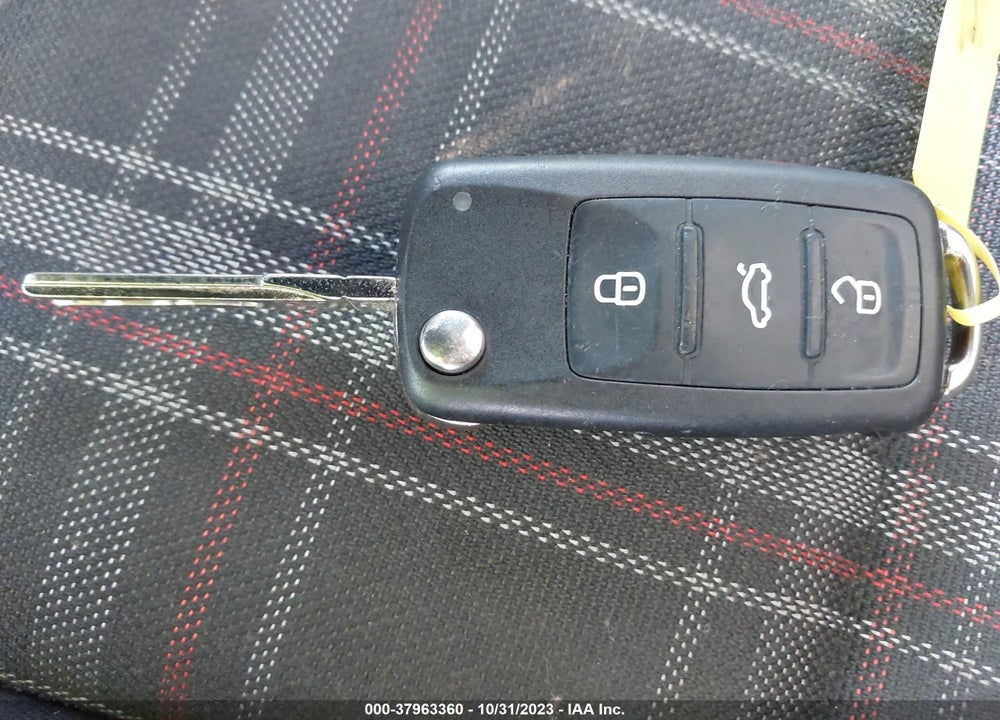 2013 VOLKSWAGEN GTI WOLFSBURG EDITION VIN: WVWHV7AJ4DW127860