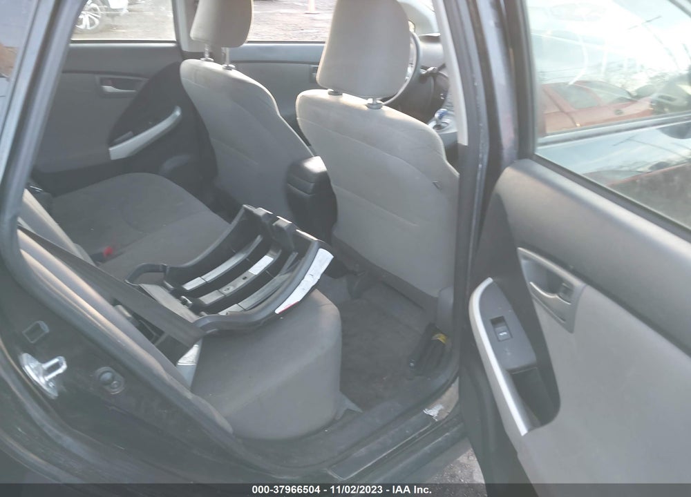 2015 TOYOTA PRIUS TWO VIN: JTDKN3DU7F0443019