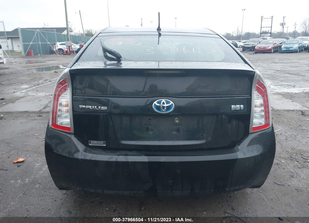 2015 TOYOTA PRIUS TWO VIN: JTDKN3DU7F0443019