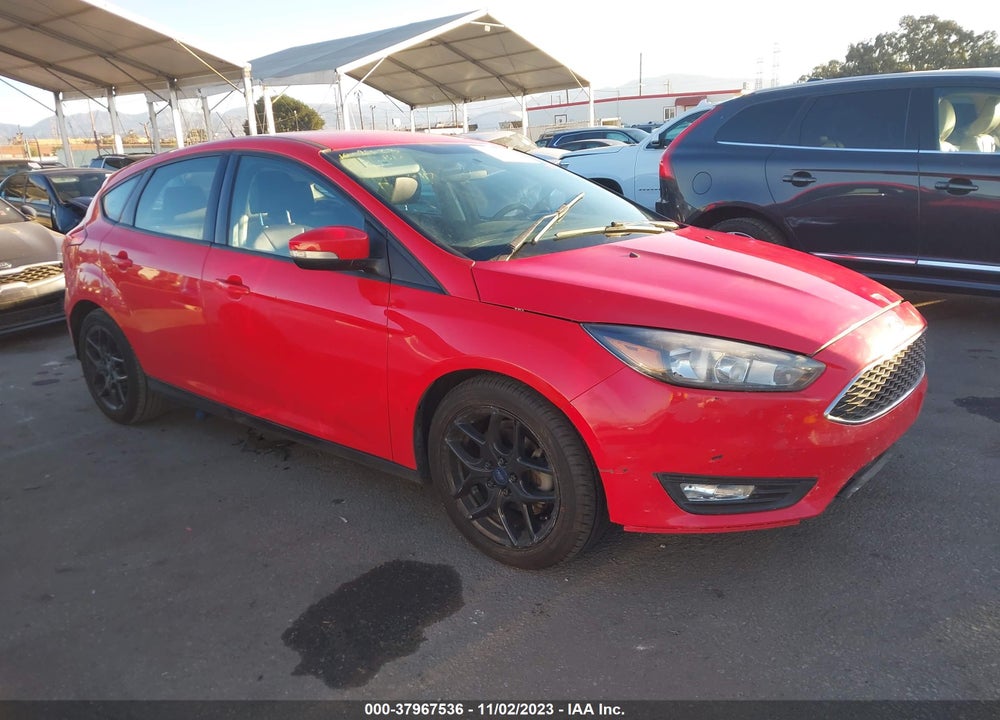 2016 FORD FOCUS SE VIN: 1FADP3K20GL383840