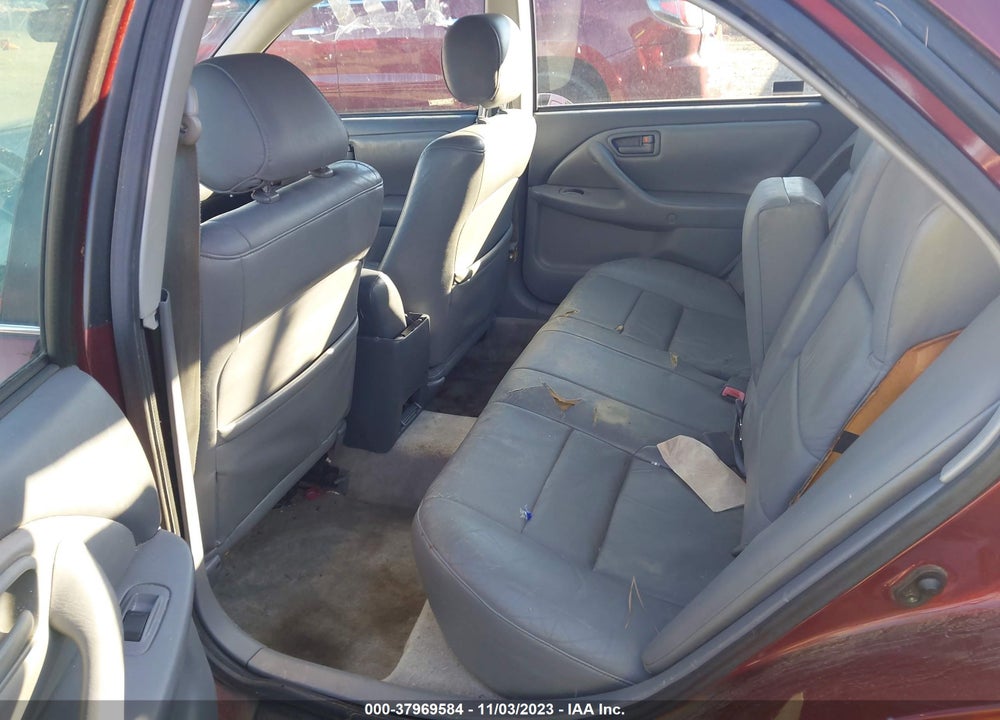 2000 TOYOTA CAMRY LE V6 VIN: JT2BF22K3Y0274024