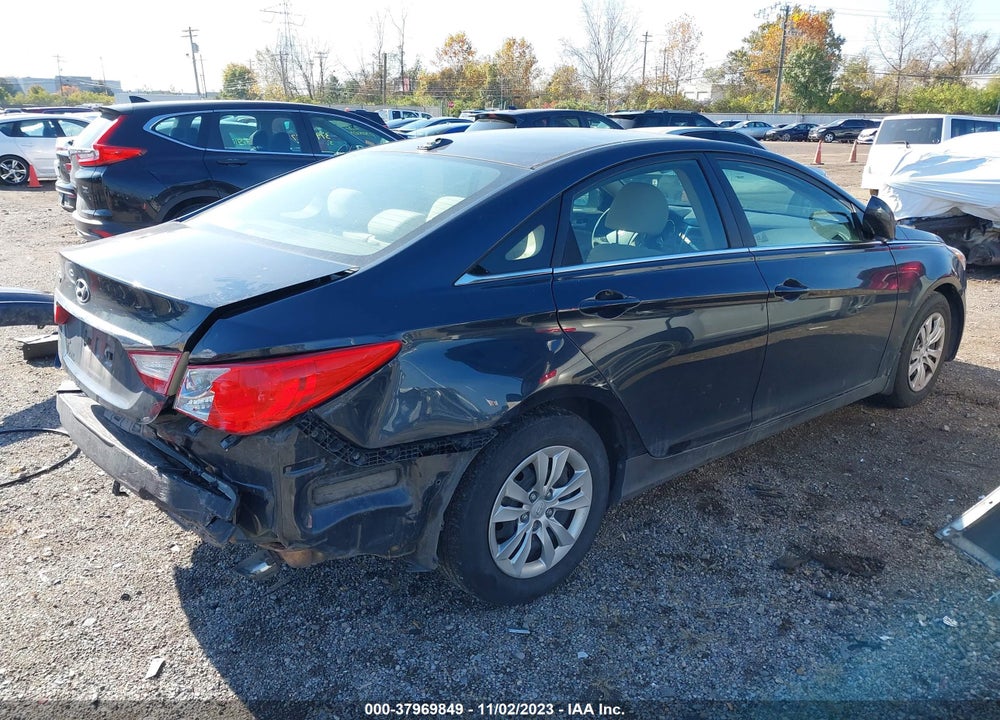 2013 HYUNDAI SONATA GLS VIN: 5NPEB4ACXDH569933