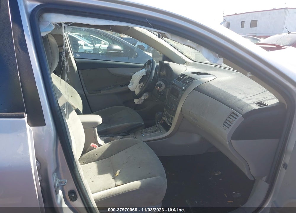 2011 TOYOTA COROLLA LE VIN: 2T1BU4EE1BC693307